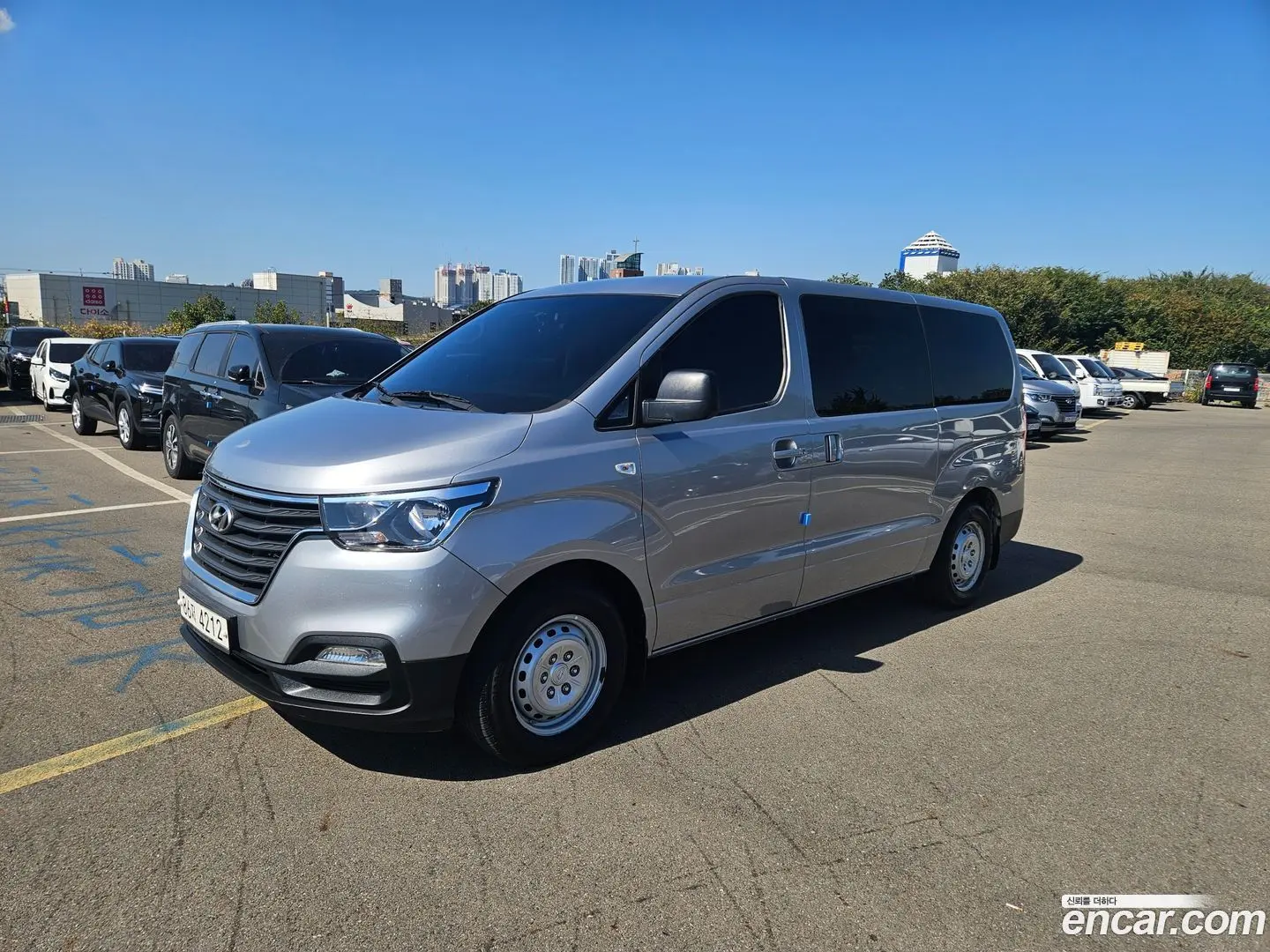 Hyundai Starex Van 3-Seater