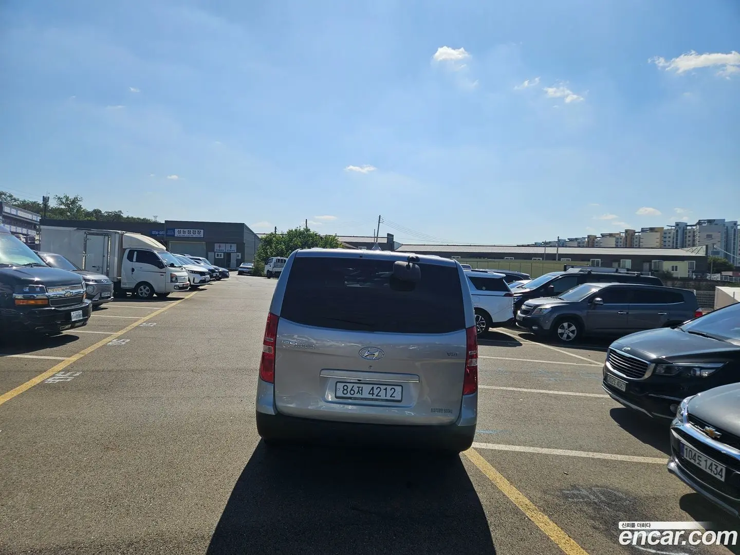 Hyundai Starex Van 3-Seater