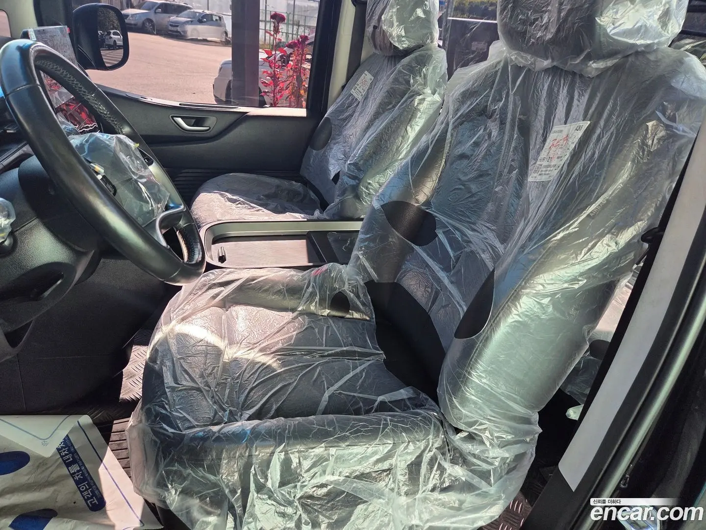 Hyundai Staria Cargo 5-Seater 2021