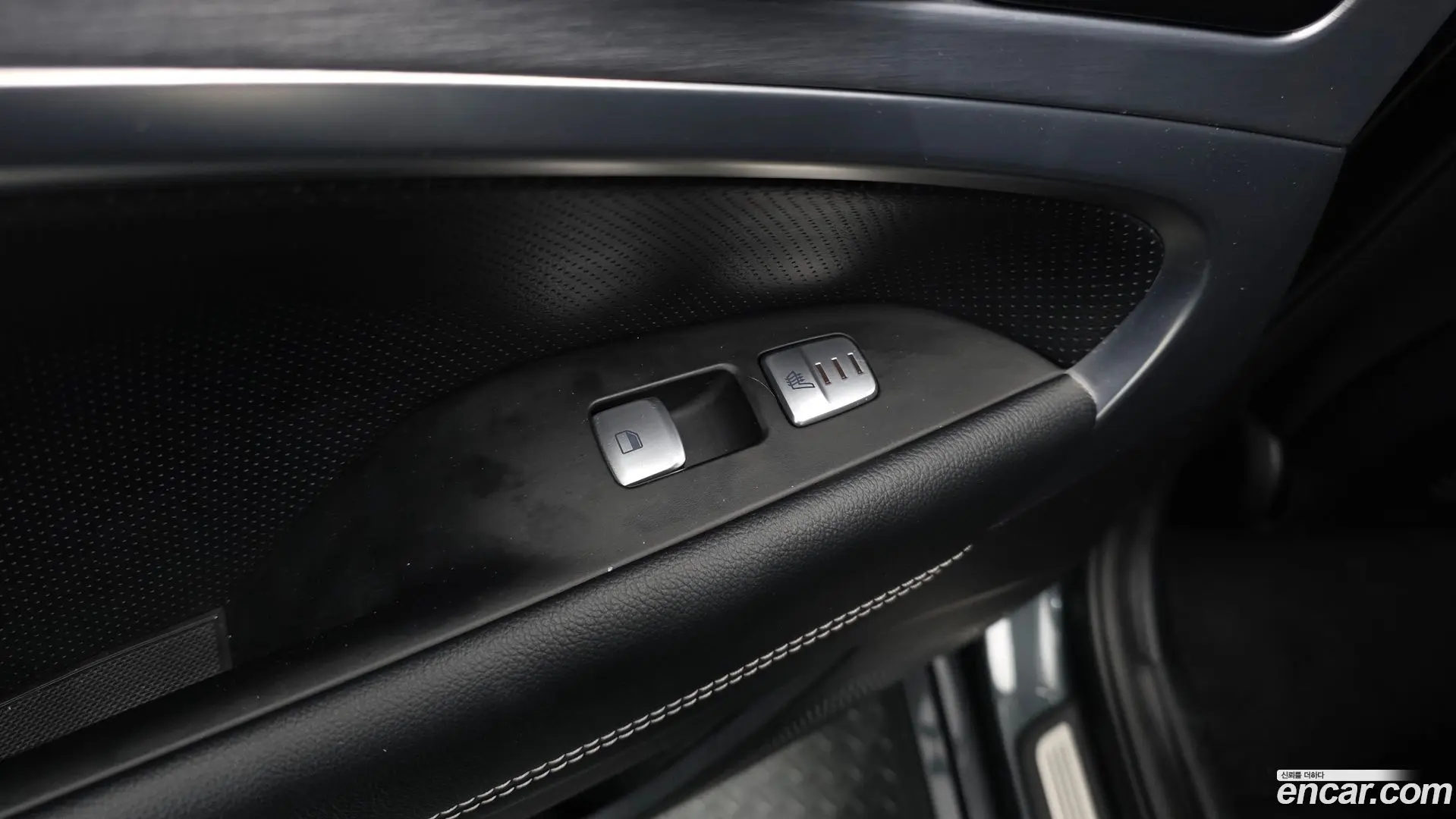 Genesis G70 3.3T Sport AWD
