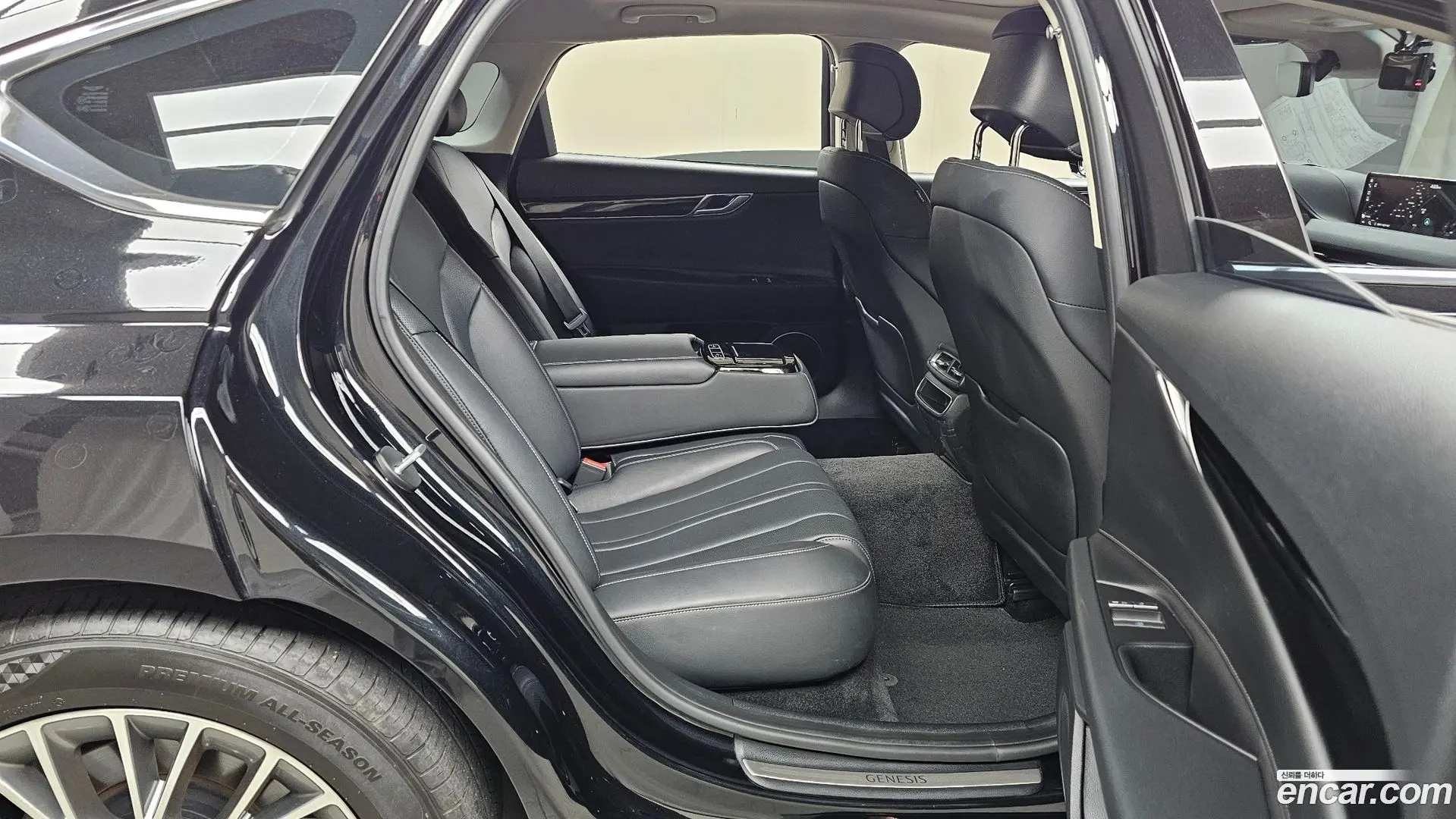 Genesis G80 Gasoline 2.5 Turbo 2WD