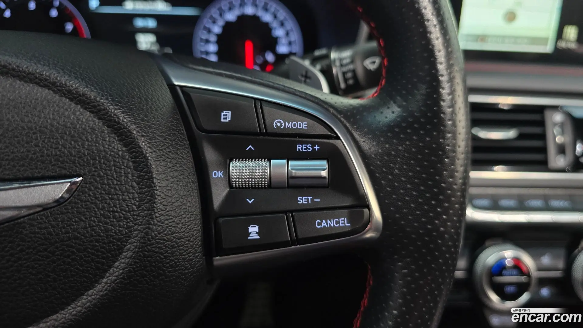 Genesis G70 2.0T AWD