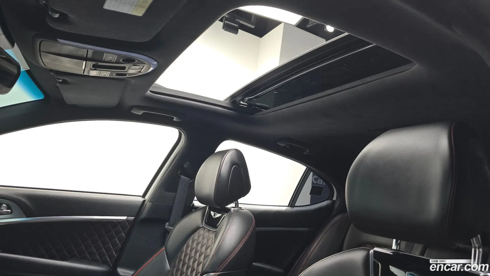 Genesis G70 2.0T AWD
