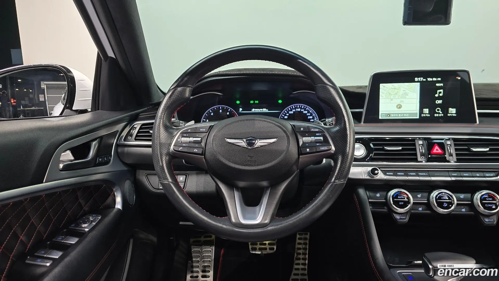 Genesis G70 2.0T AWD