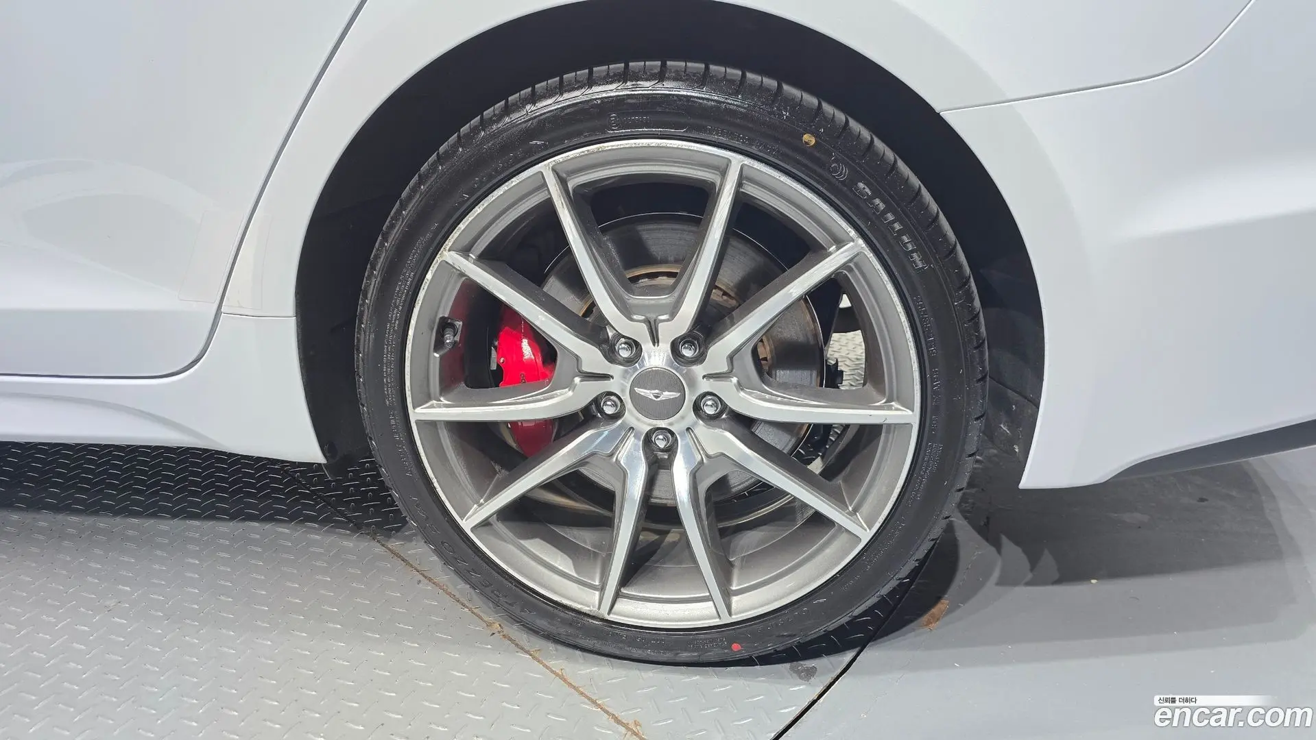 Genesis G70 2.0T AWD