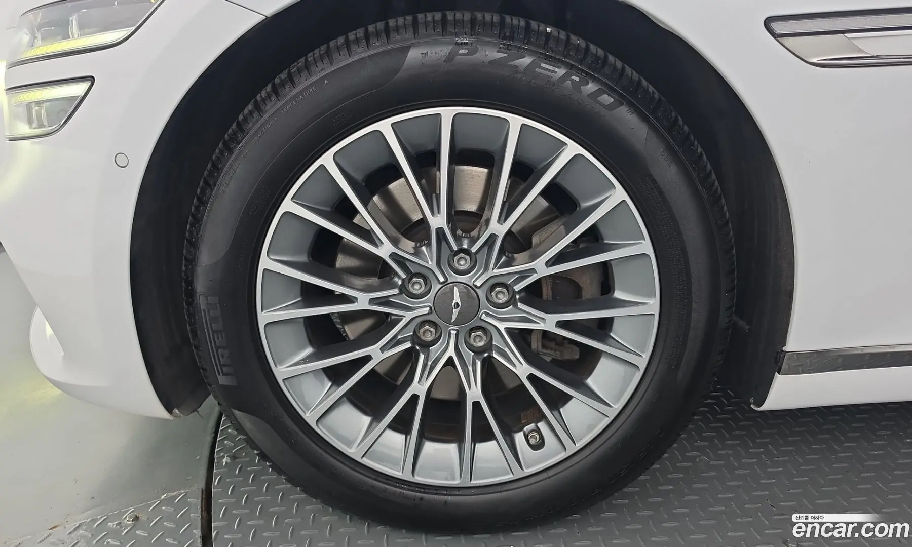 Genesis G80 Gasoline 2.5 Turbo AWD
