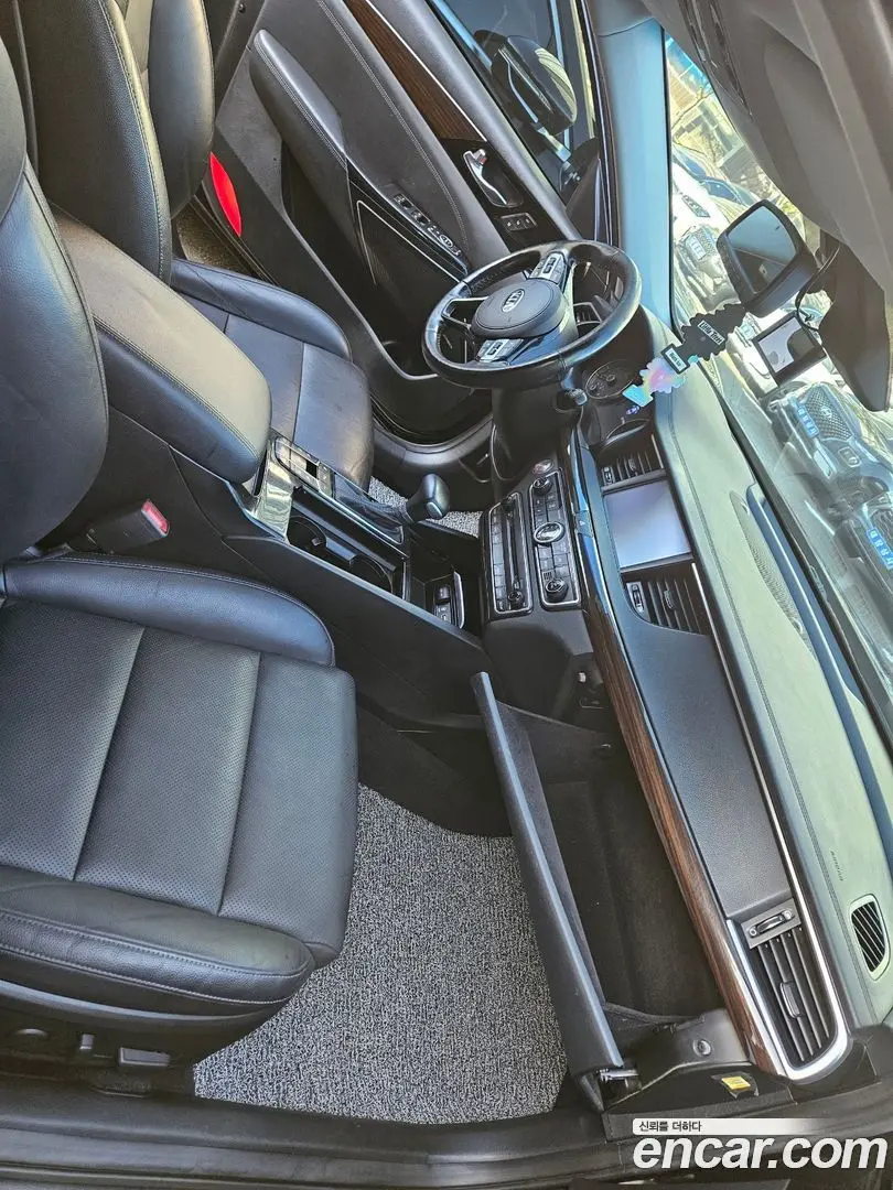 Kia K7 3.0 GDI Limited