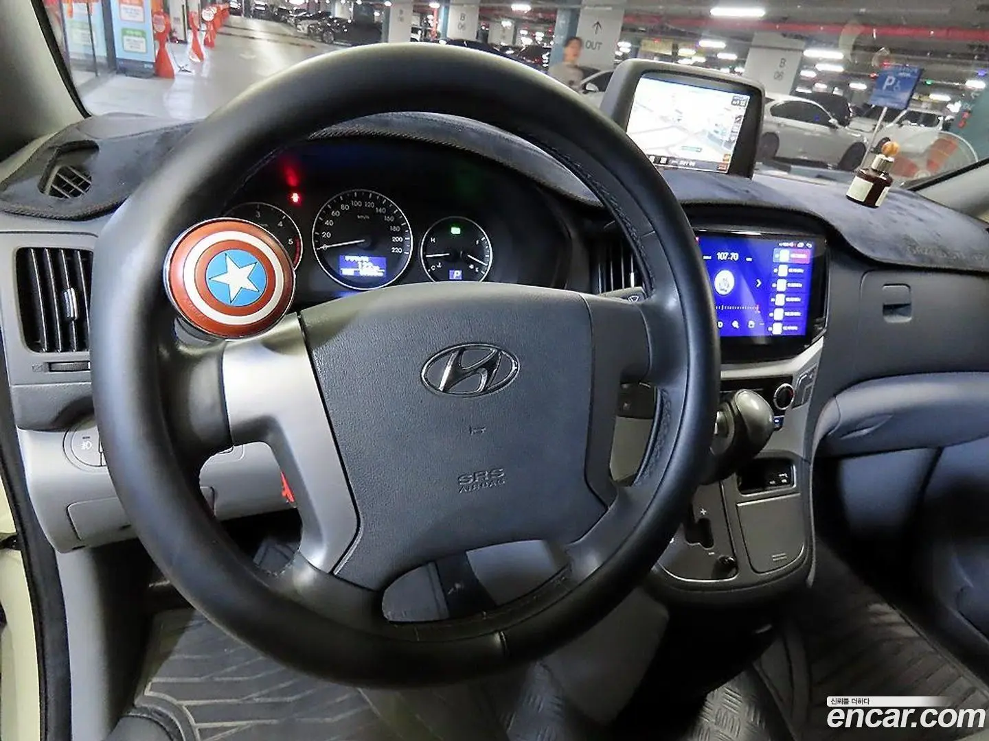 Hyundai Starex Van 3-Seater