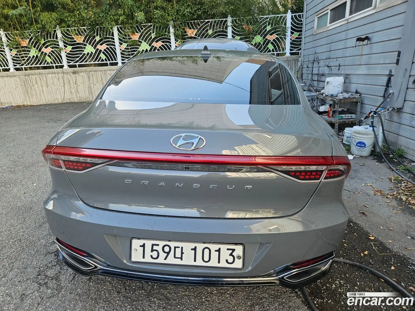 Hyundai Grandeur 3.3