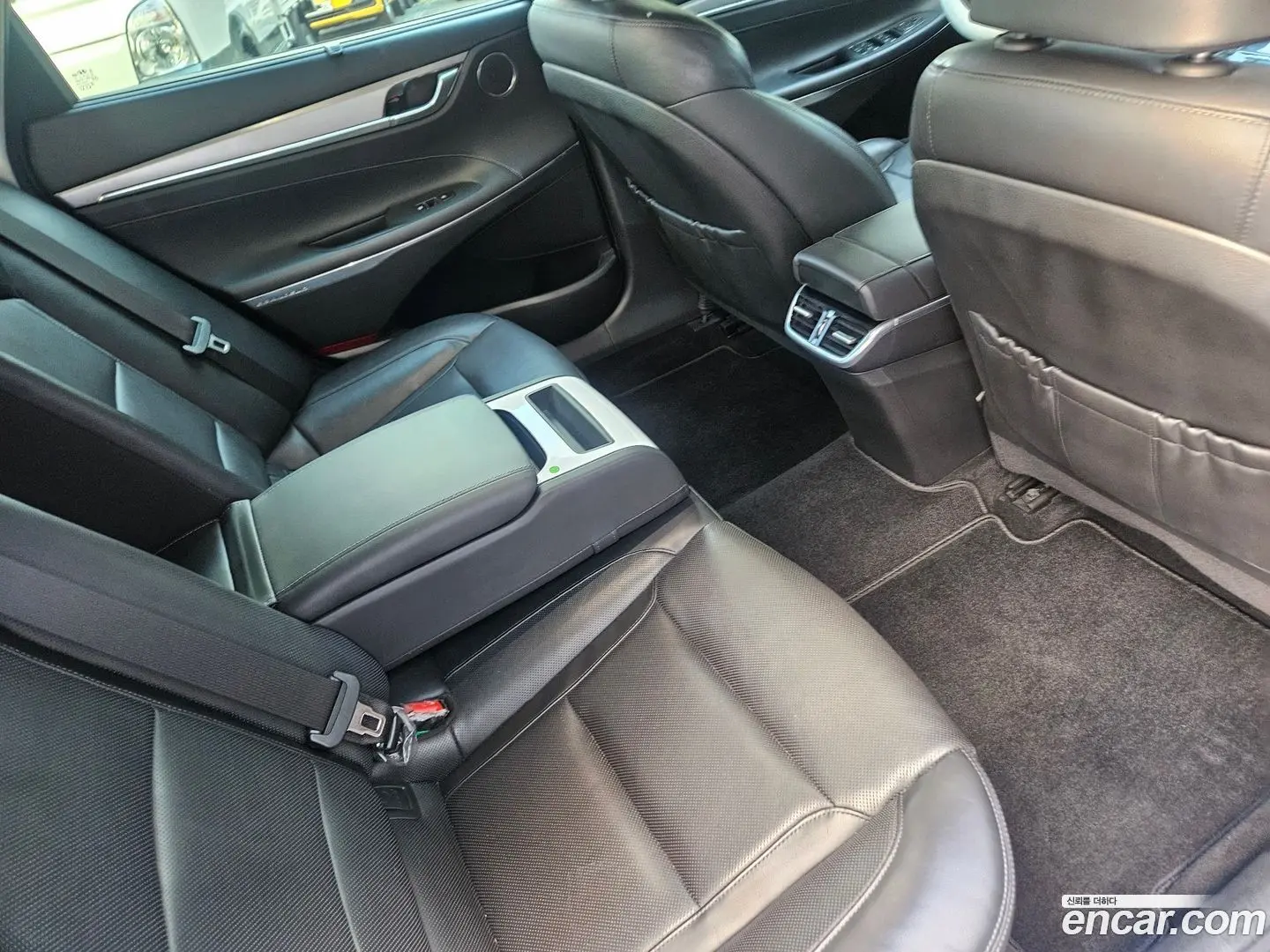 Hyundai Grandeur 3.3