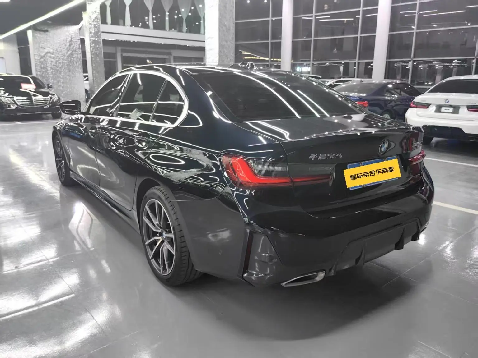 BMW 3 Series 2023 325Li M Sport Package