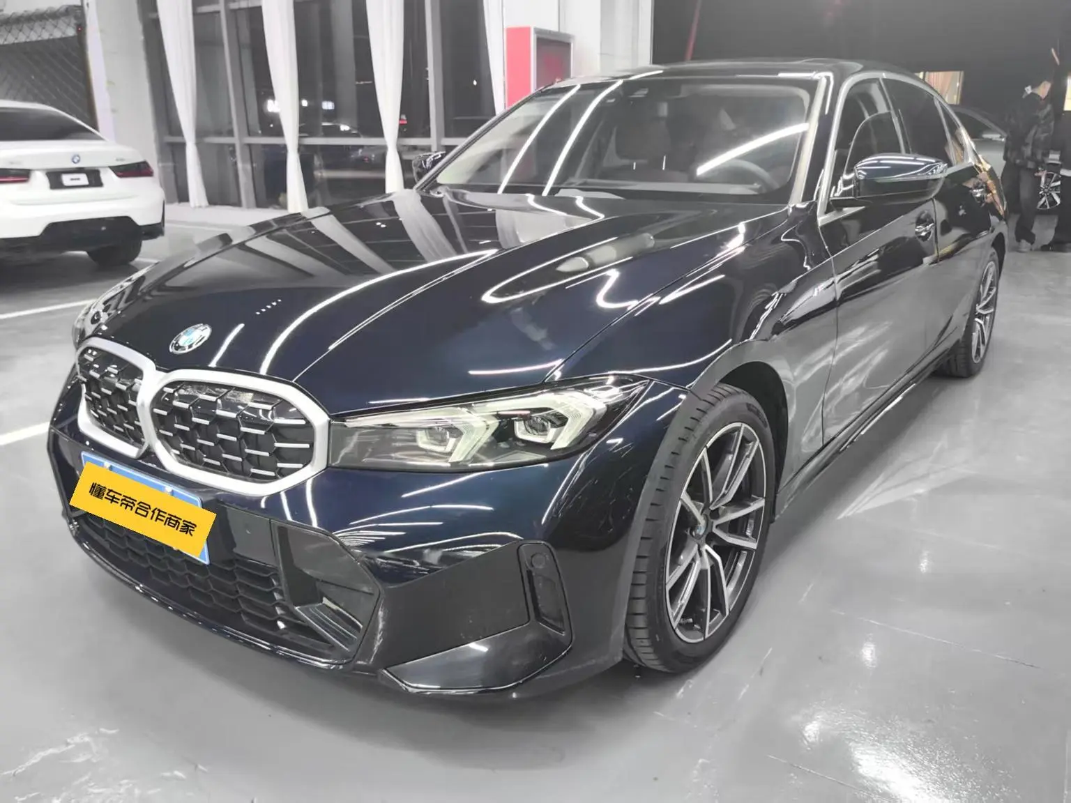 BMW 3 Series 2023 325Li M Sport Package