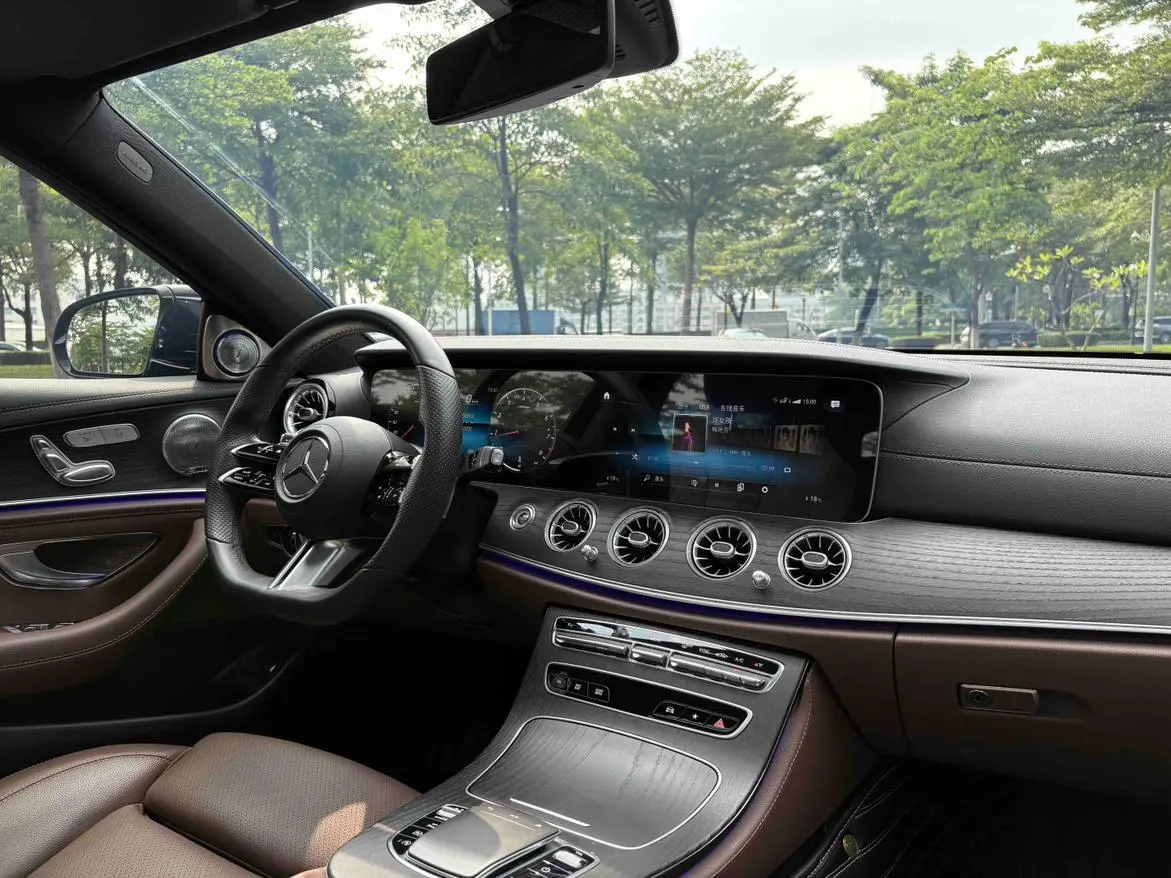 Mercedes-Benz E Class 2022 E 300 L Fashion Sport Sedan