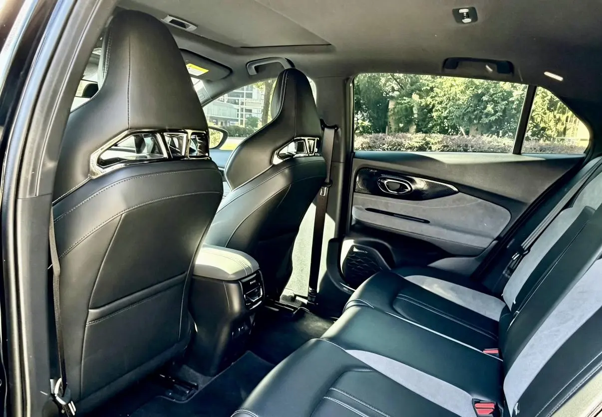 GAC Trumpchi Empow 2023 400T Auto R Pro