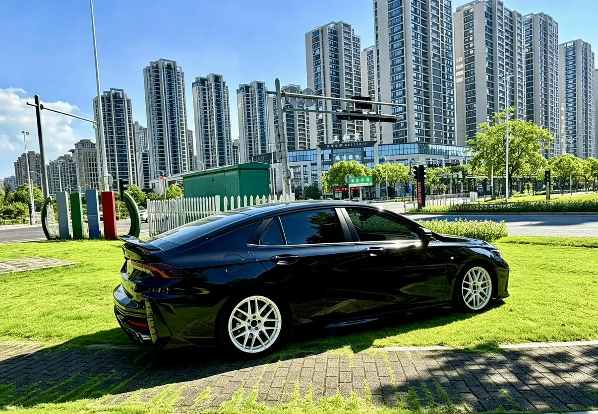 GAC Trumpchi Empow 2023 400T Auto R Pro