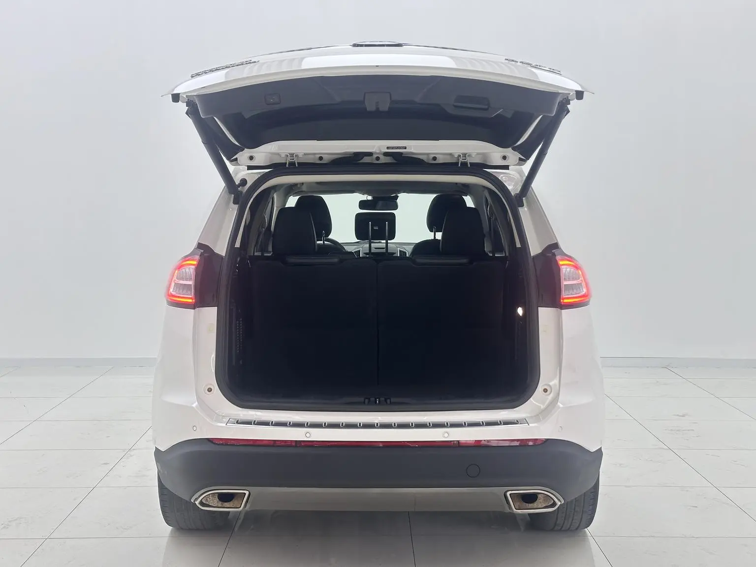 Ford Edge 2018 EcoBoost 245 4WD Premium Sharp Plus 7 seat China V