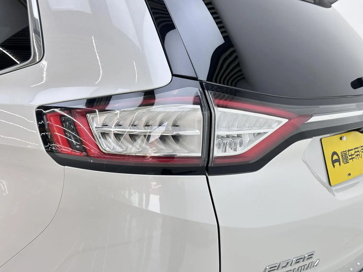 Ford Edge 2018 EcoBoost 245 4WD Premium Sharp Plus 7 seat China V