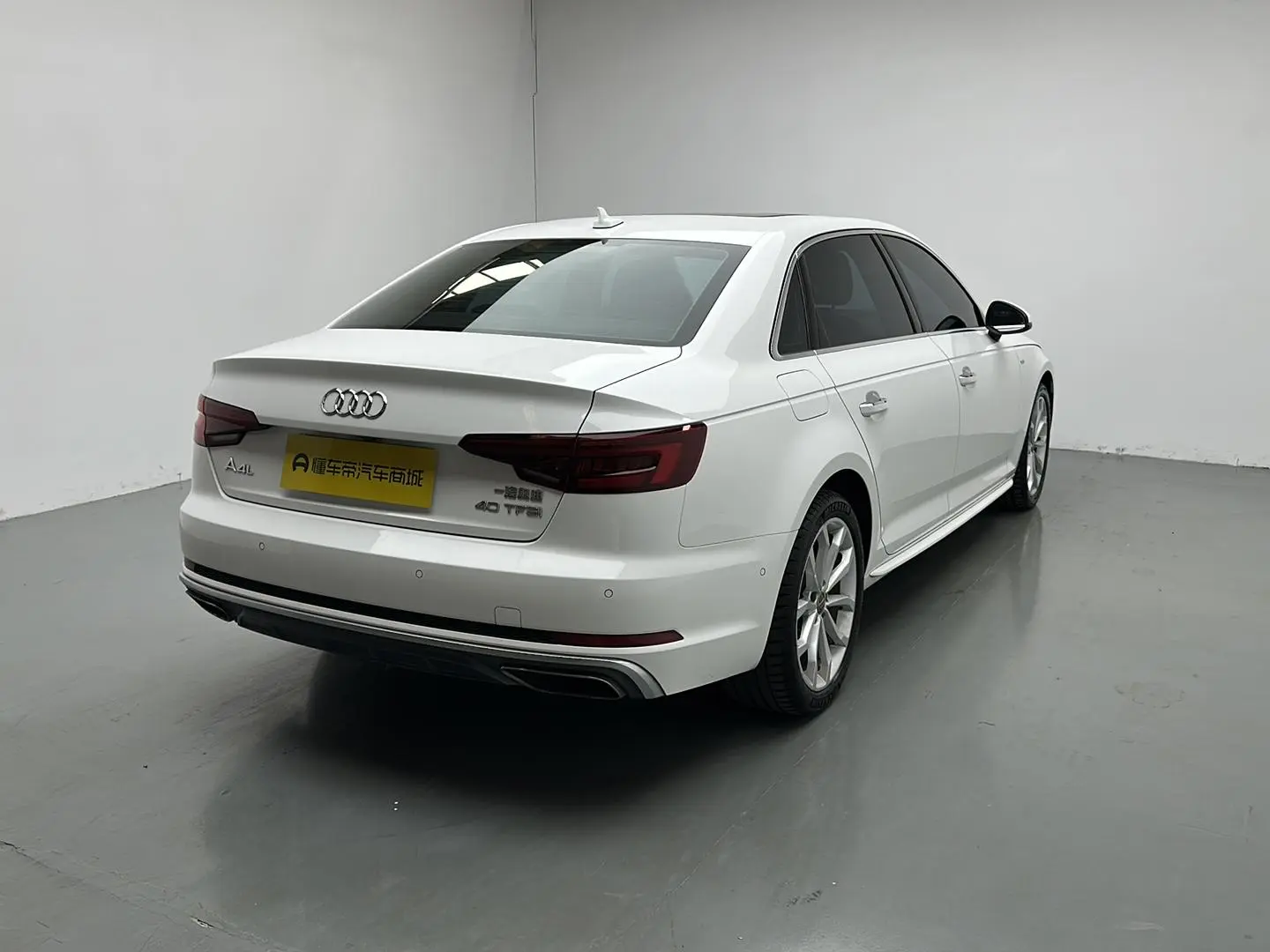 Audi A4L 2019 40 TFSI Fashion China V