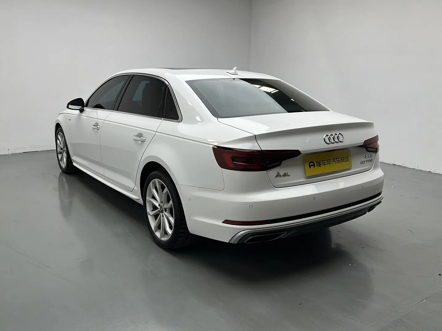 Audi A4L 2019 40 TFSI Fashion China V