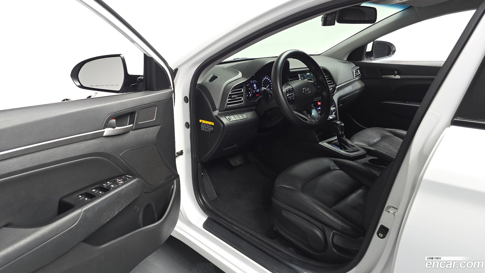 Hyundai AVANTE 1.6 2018