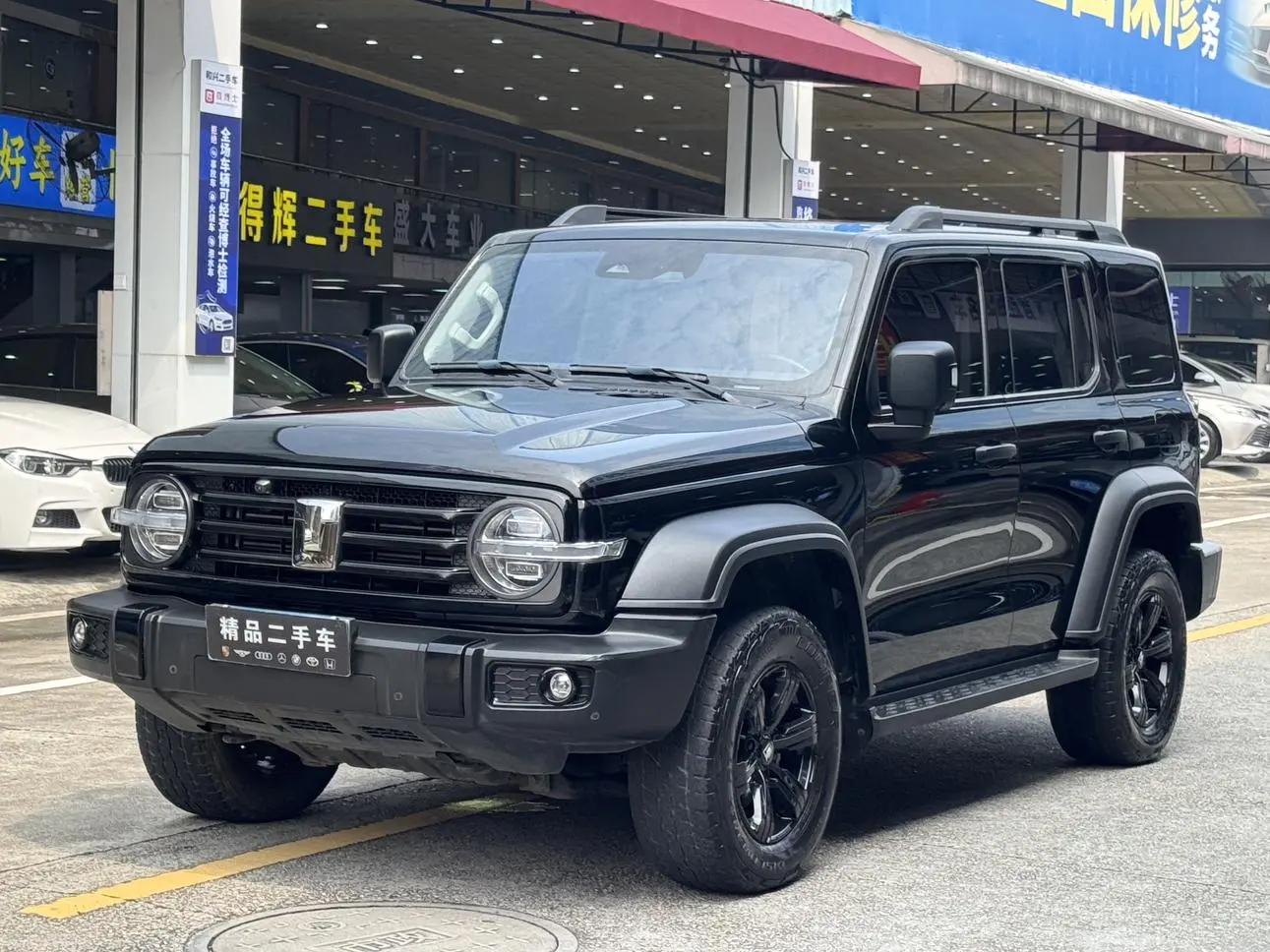 300 2021 2.0T