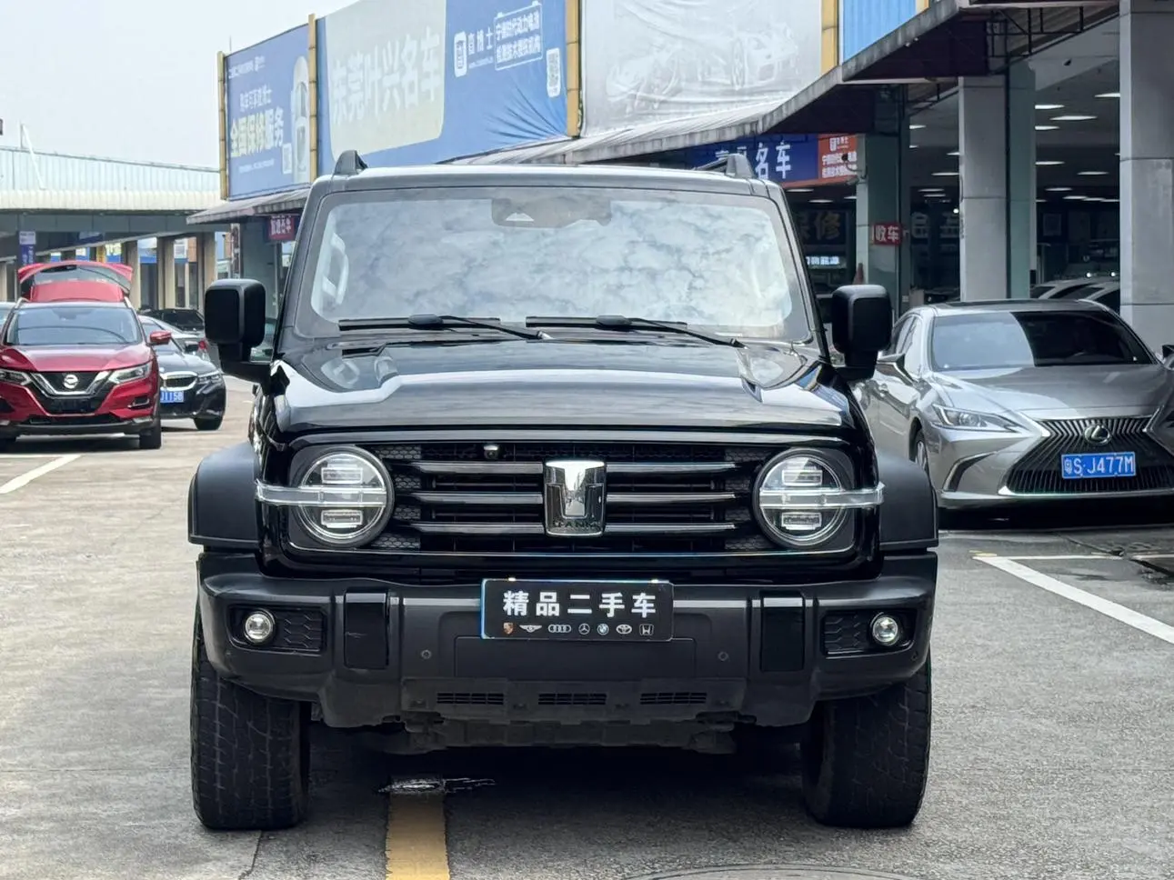 300 2021 2.0T