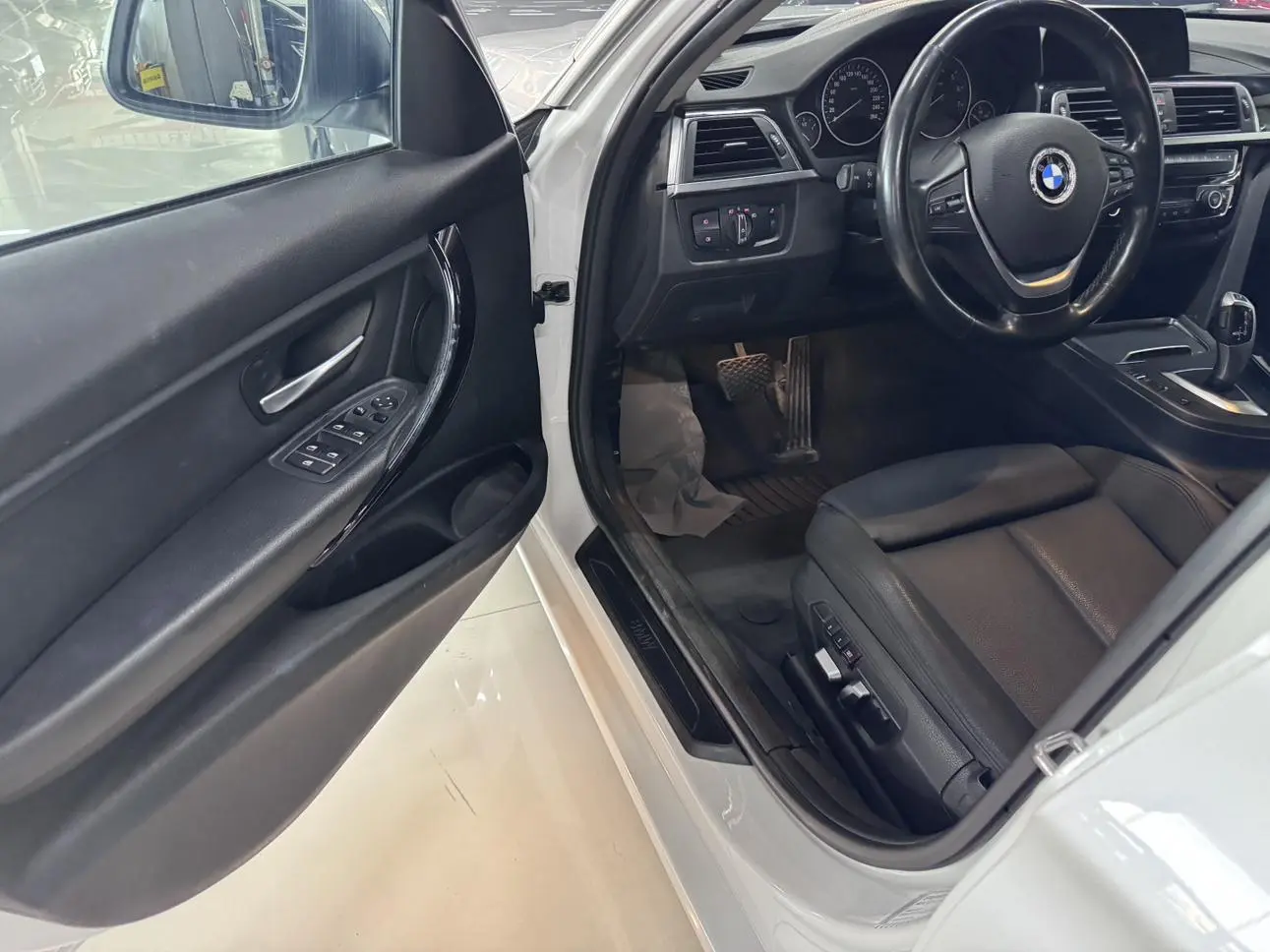 BMW 3 Series 2018 320Li Fashion