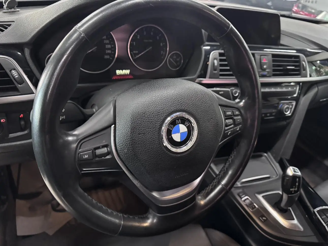 BMW 3 Series 2018 320Li Fashion