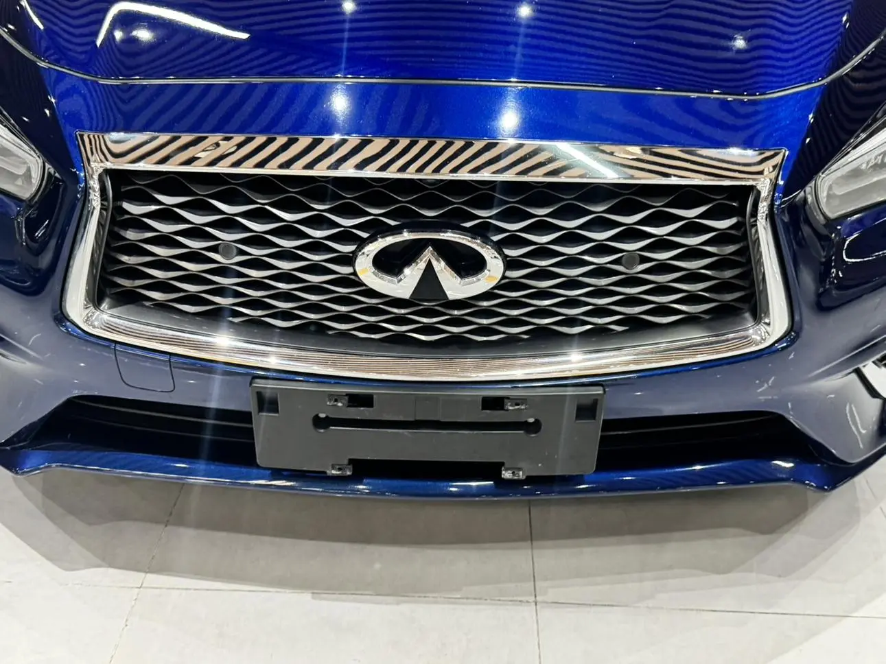 Infiniti Q50L 2018 2.0T China VI