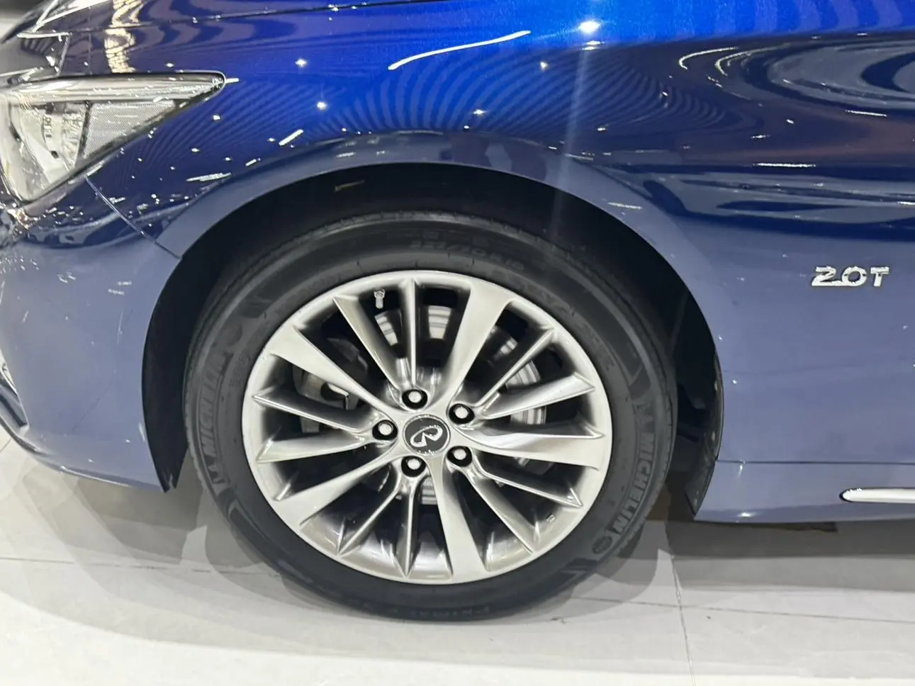 Infiniti Q50L 2018 2.0T China VI