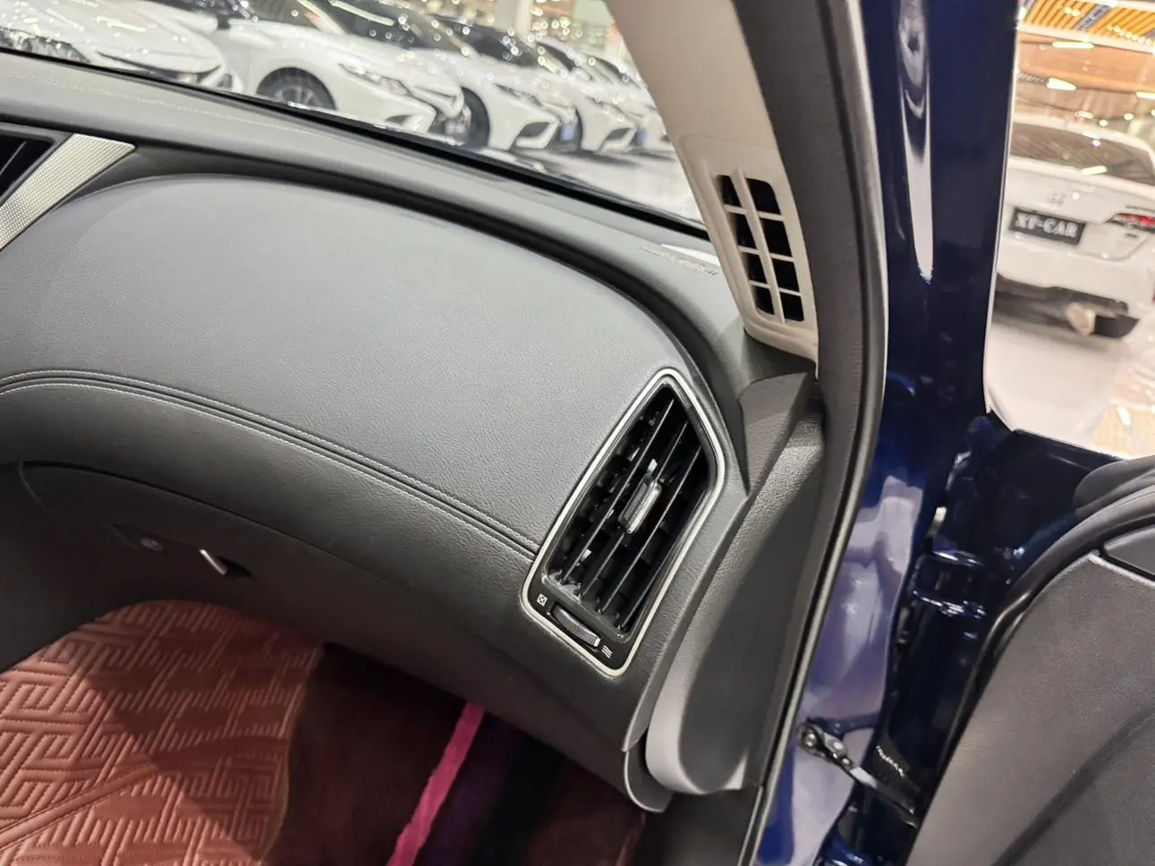 Infiniti Q50L 2018 2.0T China VI