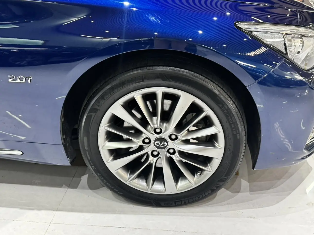 Infiniti Q50L 2018 2.0T China VI