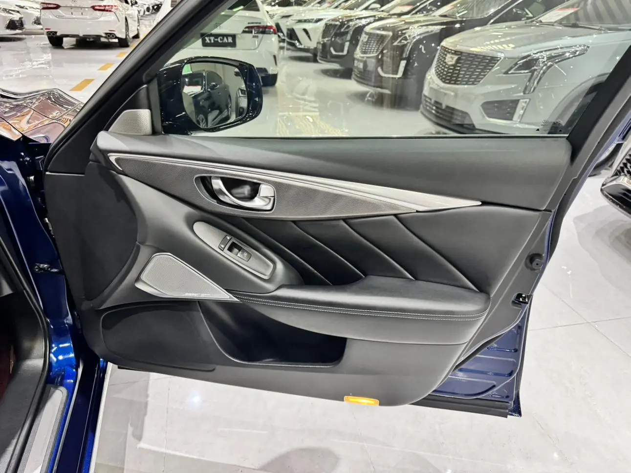 Infiniti Q50L 2018 2.0T China VI