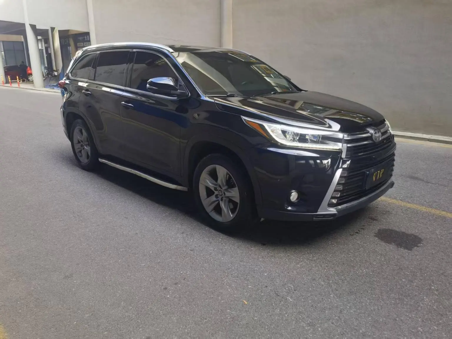 Toyota Highlander 2018 2.0T 4WD Premium 7 seat China VI