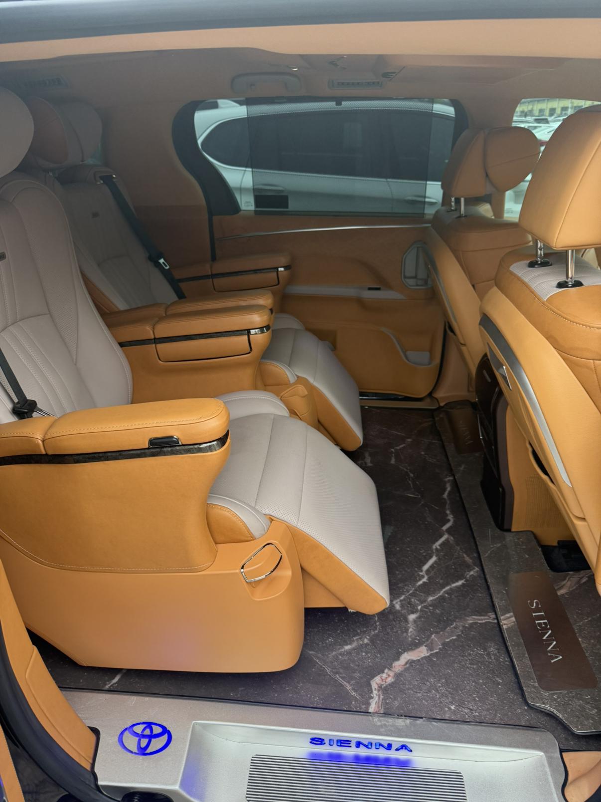 Senna 2023 Dual Engine 2.5L Deluxe Edition