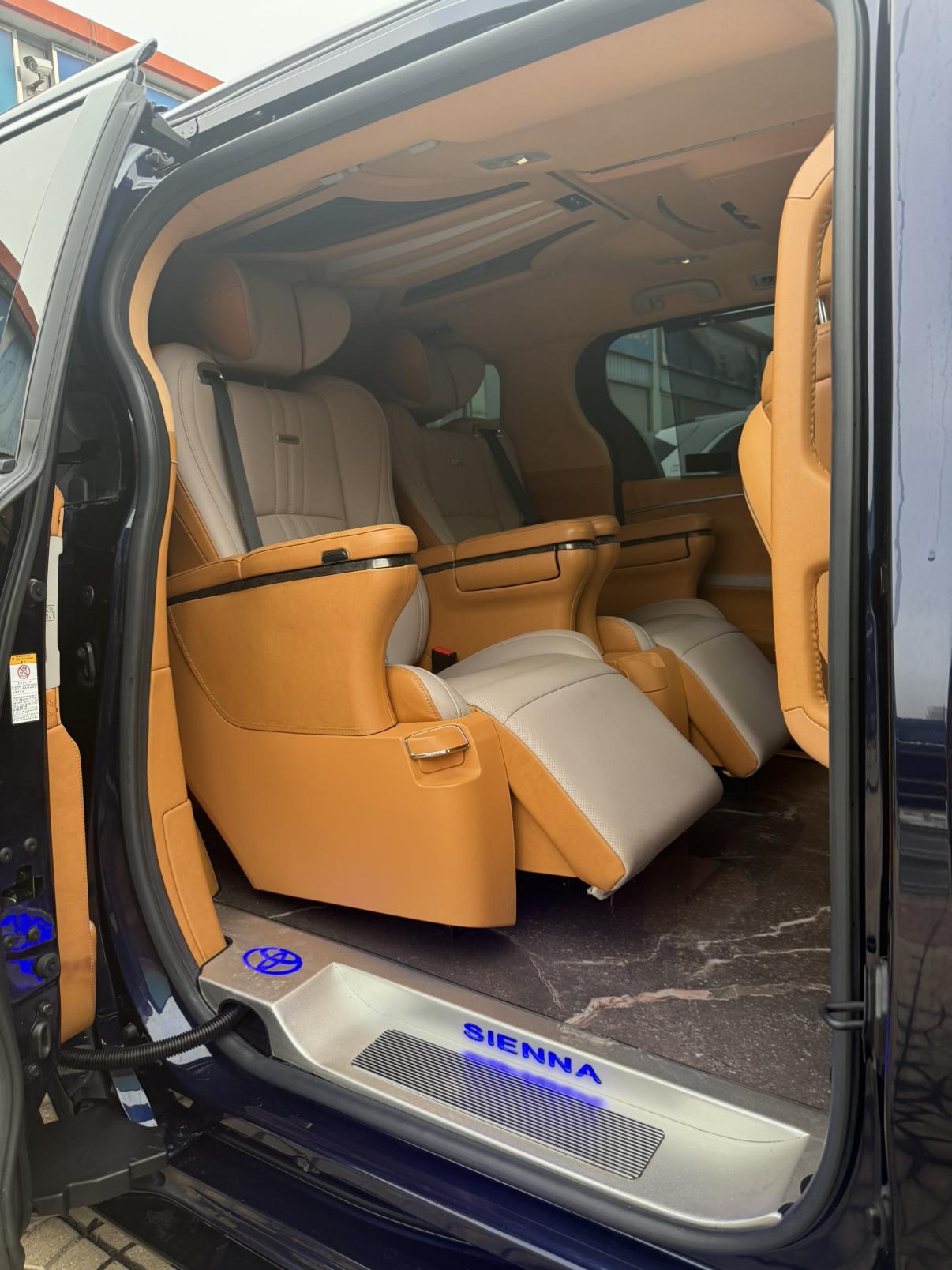Senna 2023 Dual Engine 2.5L Deluxe Edition