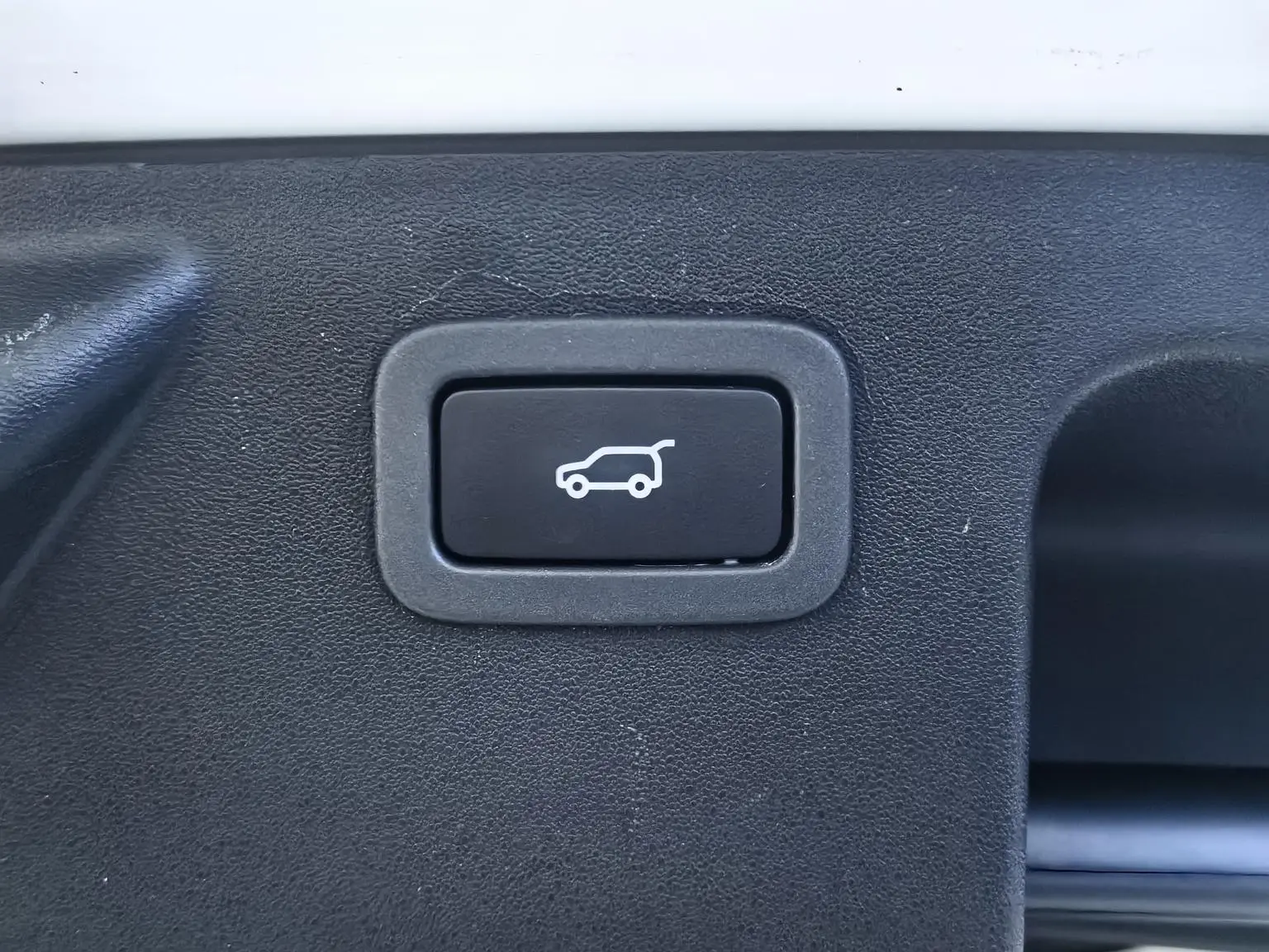 Land Rover Discovery Sport 2019 240PS SE China VI