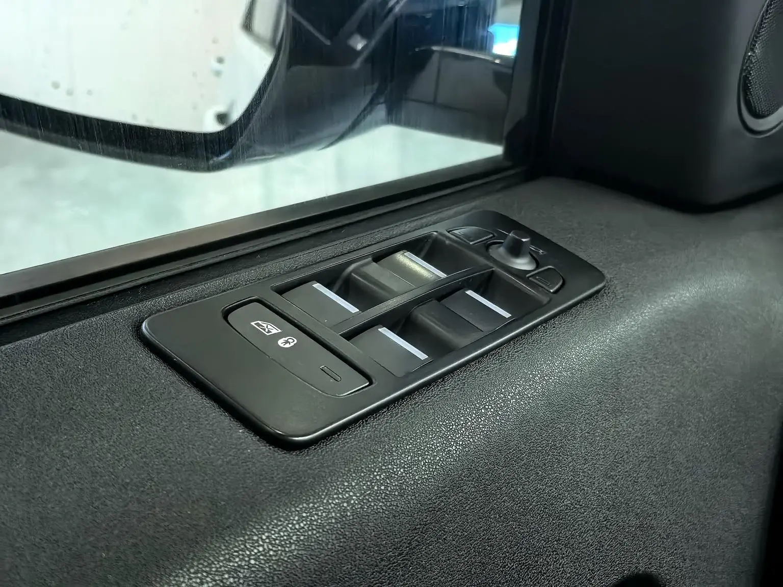 Land Rover Discovery Sport 2019 240PS SE China VI