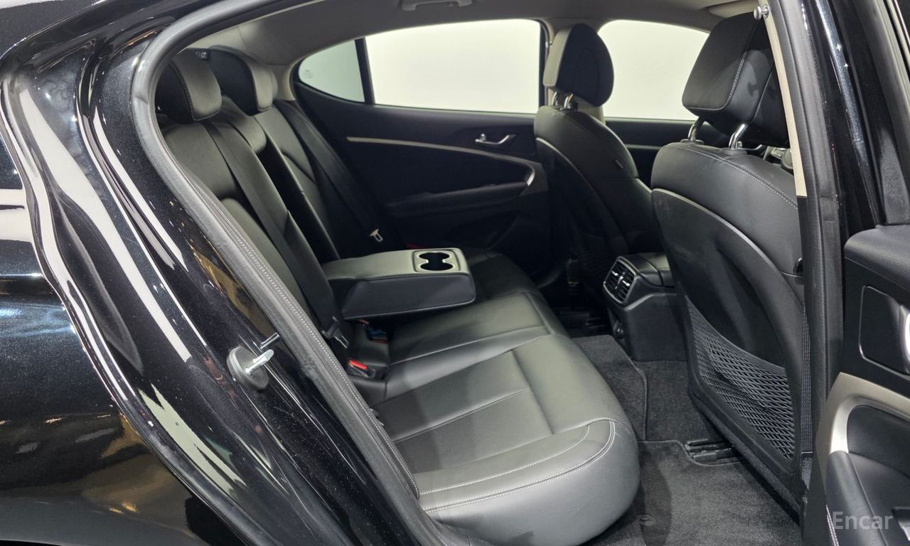 Genesis The New G70 Diesel 2.2 2WD 2022