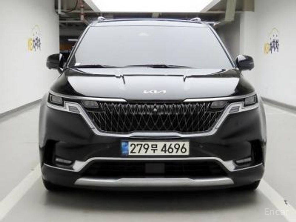 Kia Carnival 4th generation diesel 7-seater Signature 2021