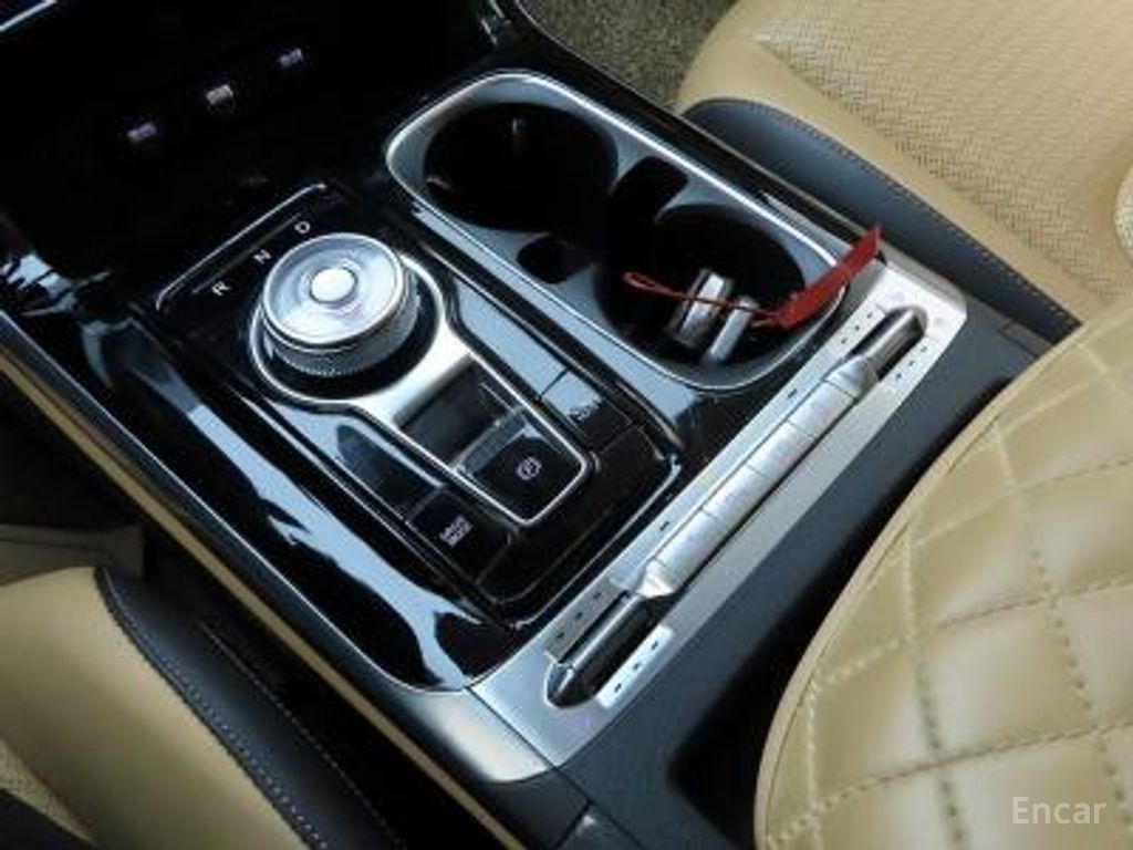 Kia Carnival 4th generation diesel 7-seater Signature 2021
