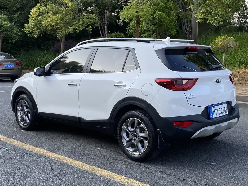 Yipao 2019 1.4L automatic sports version National VI
