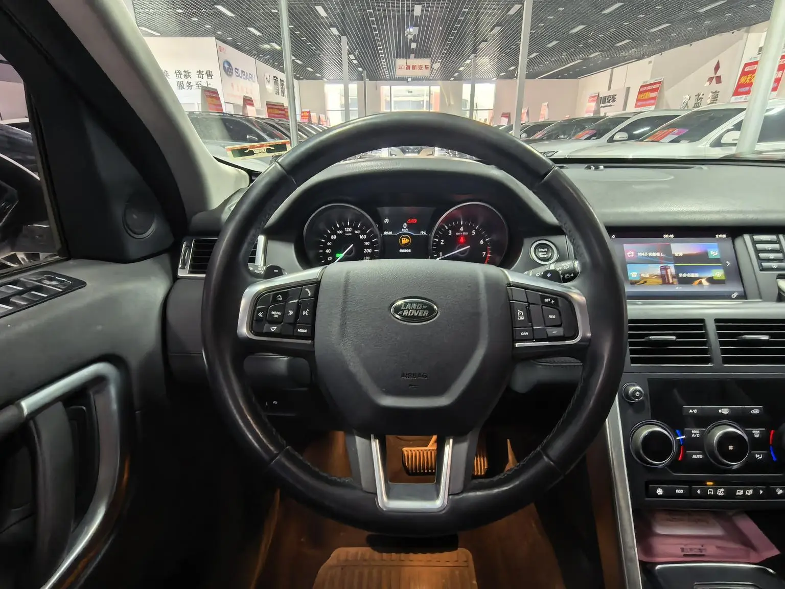 Land Rover Discovery Sport 2019 240PS SE China VI