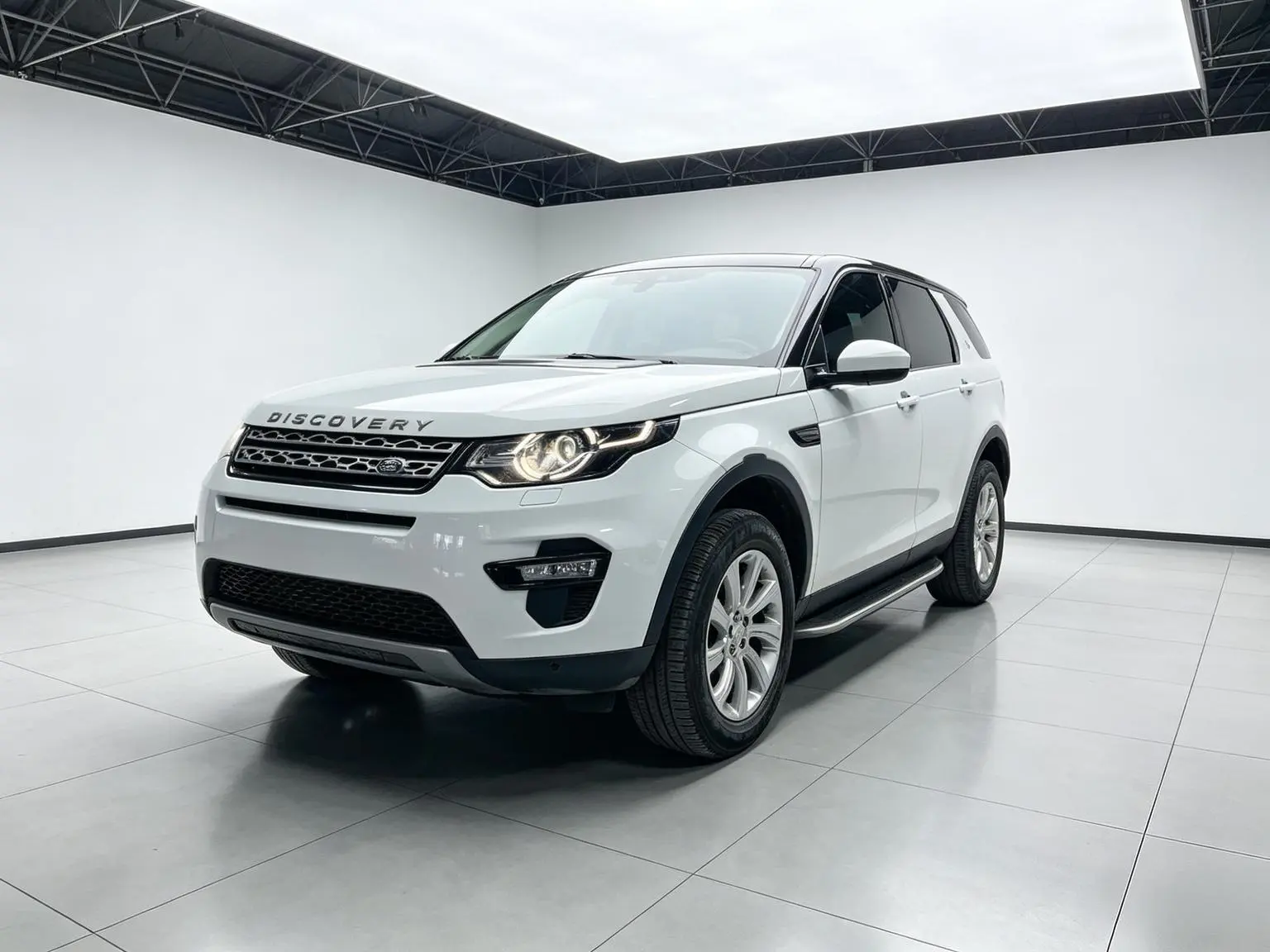Land Rover Discovery Sport 2019 240PS SE China VI