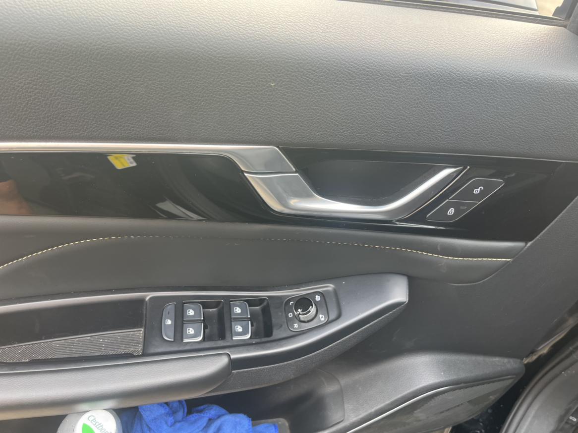 Bestune B70 2023 3rd Gen 1.5T Auto