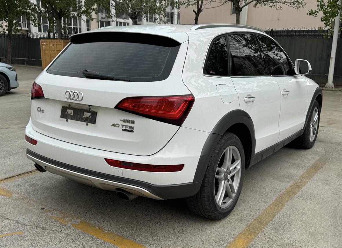 Audi Q5 2018 Heritage 40 TFSI Tech