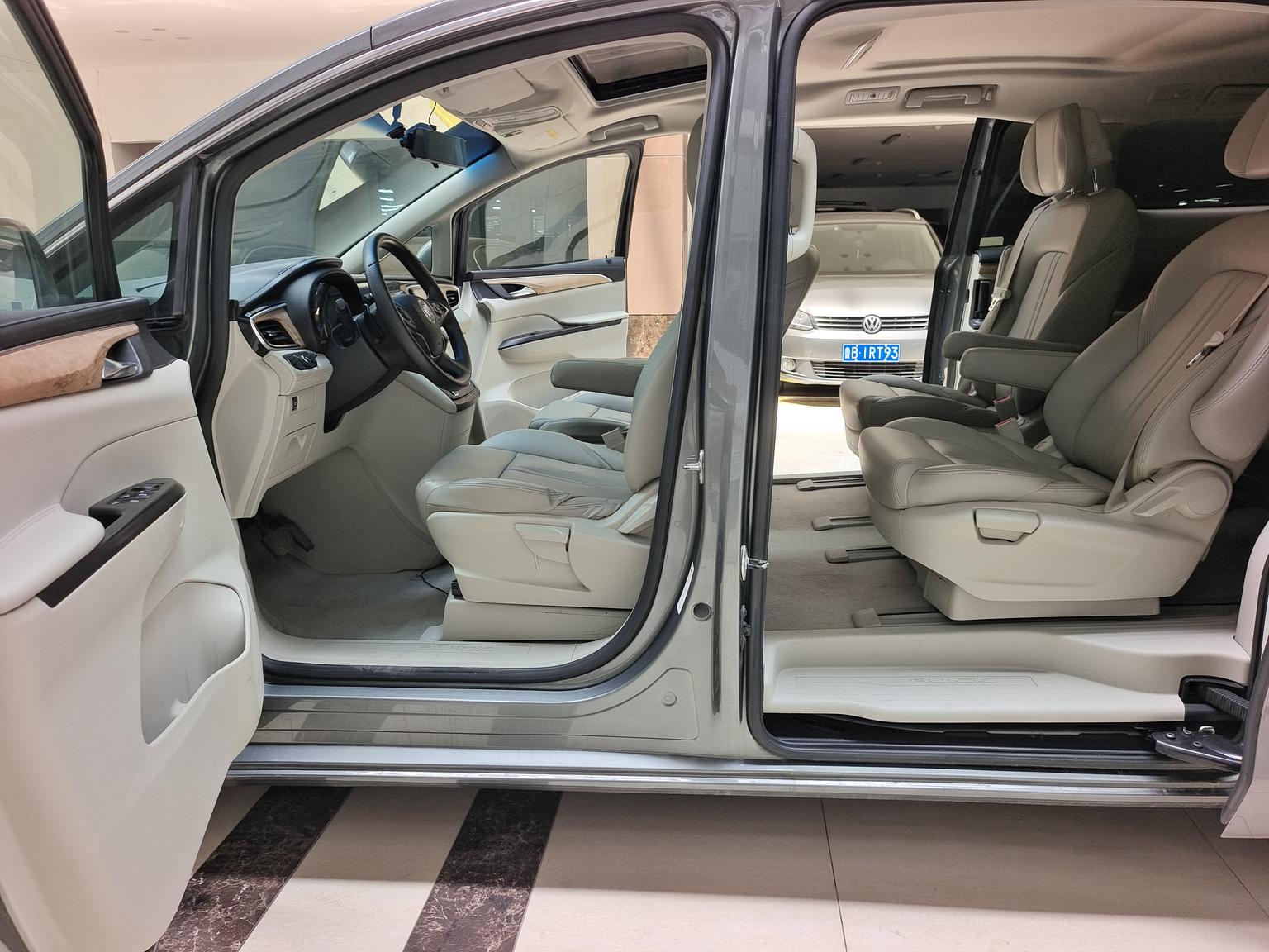 Buick GL8 2018 ES 28T Comfort China VI