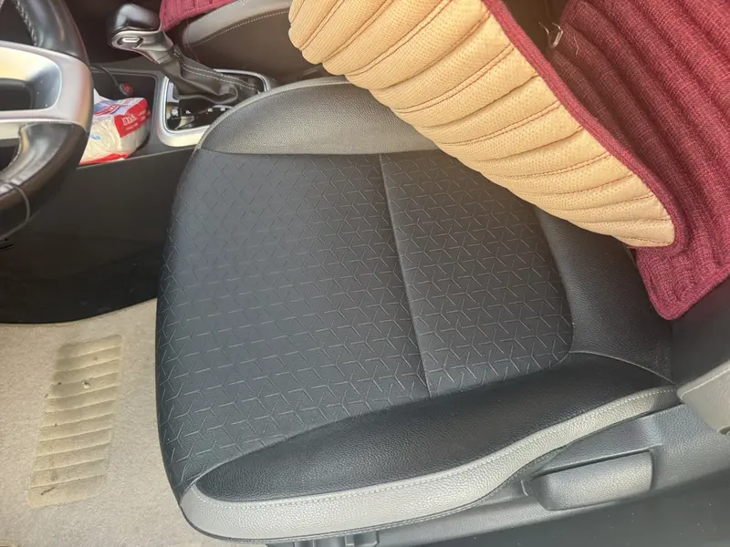 Yipao 2019 1.4L automatic sports version National VI