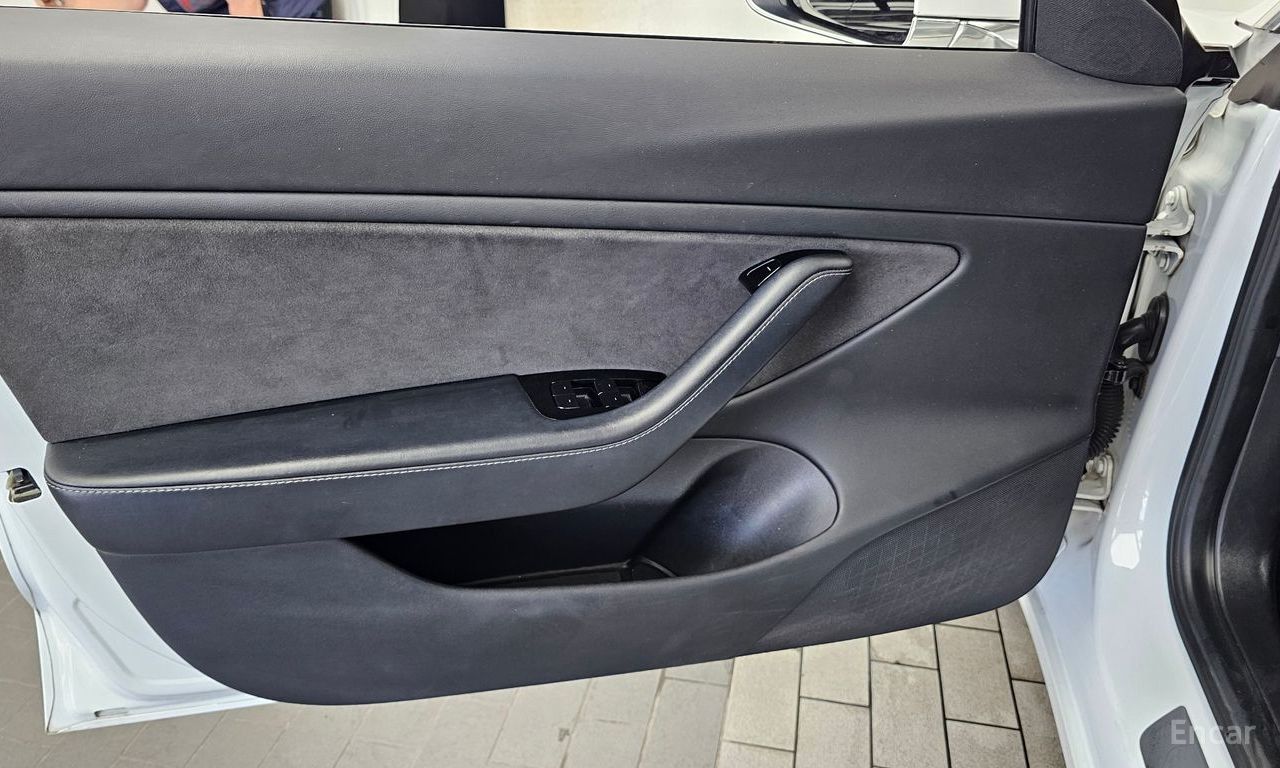 Tesla Model 3 Standard Range Plus RWD 2020