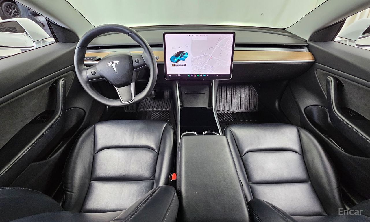 Tesla Model 3 Standard Range Plus RWD 2020